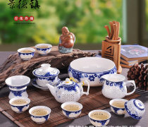 瓷都匠心，美妝雅韻 景德鎮玲瓏茶杯與精選化妝品推薦